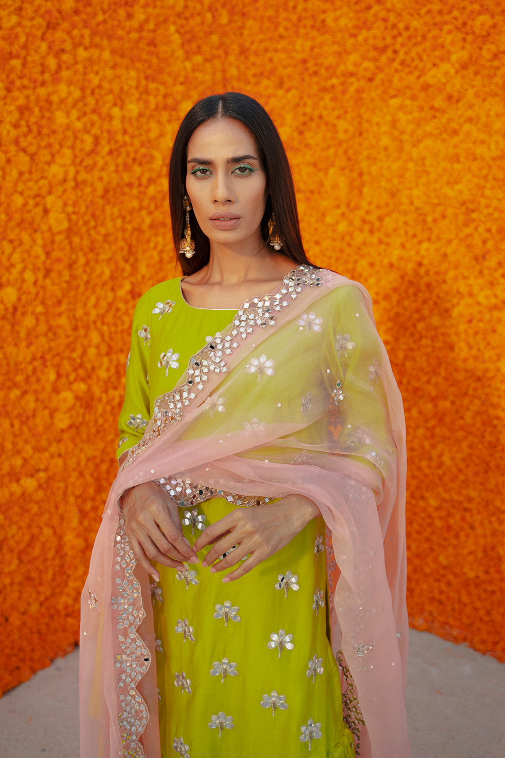 GULABI AMROOD